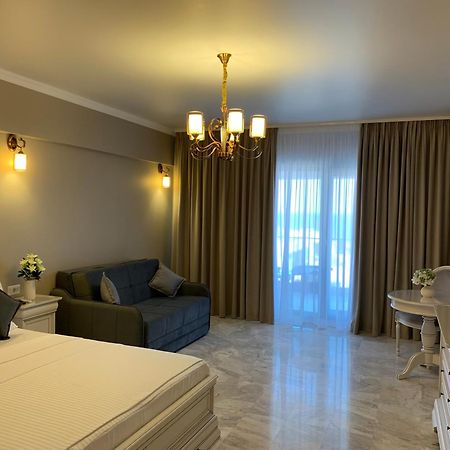 Summer Apartments เอโฟริเอนอร์ด ภายนอก รูปภาพ